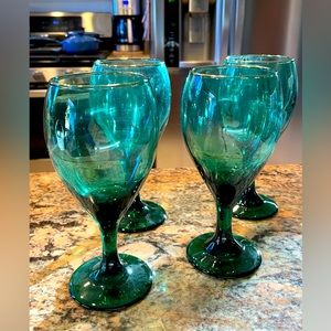 Vintage Set of 4 Libbey Juniper Glass Water/Wine Goblets with Gold Rims